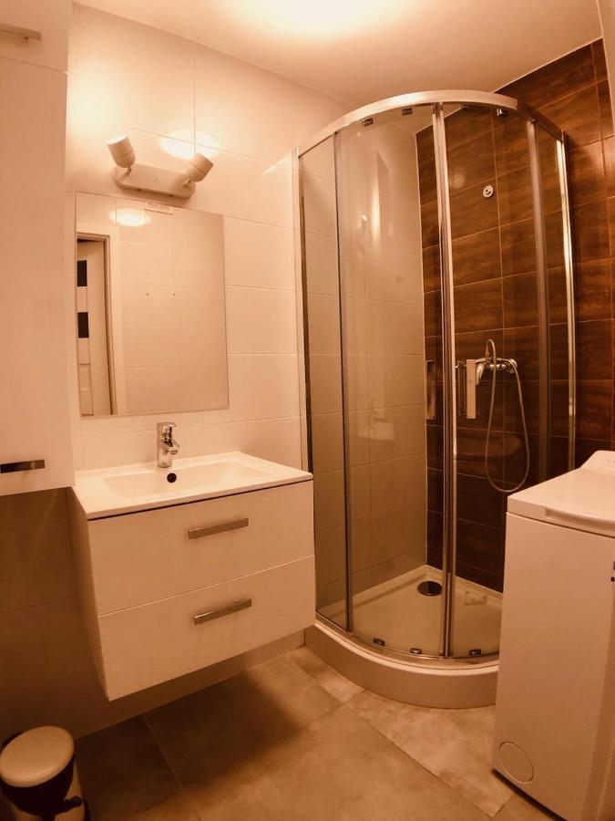 Rum i privatbostad Ergo Arena Rooms *