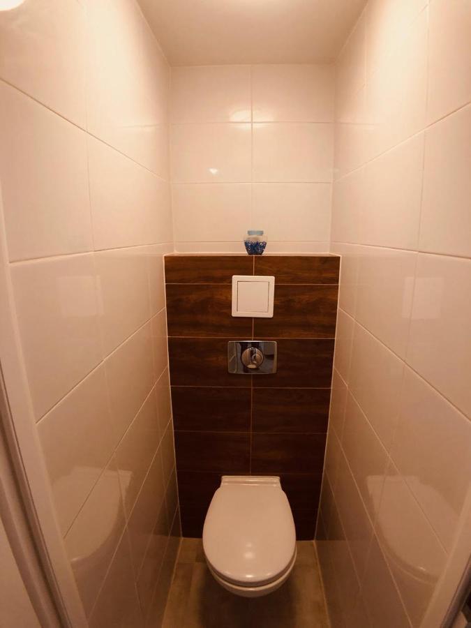 Rum i privatbostad Ergo Arena Rooms Gdańsk